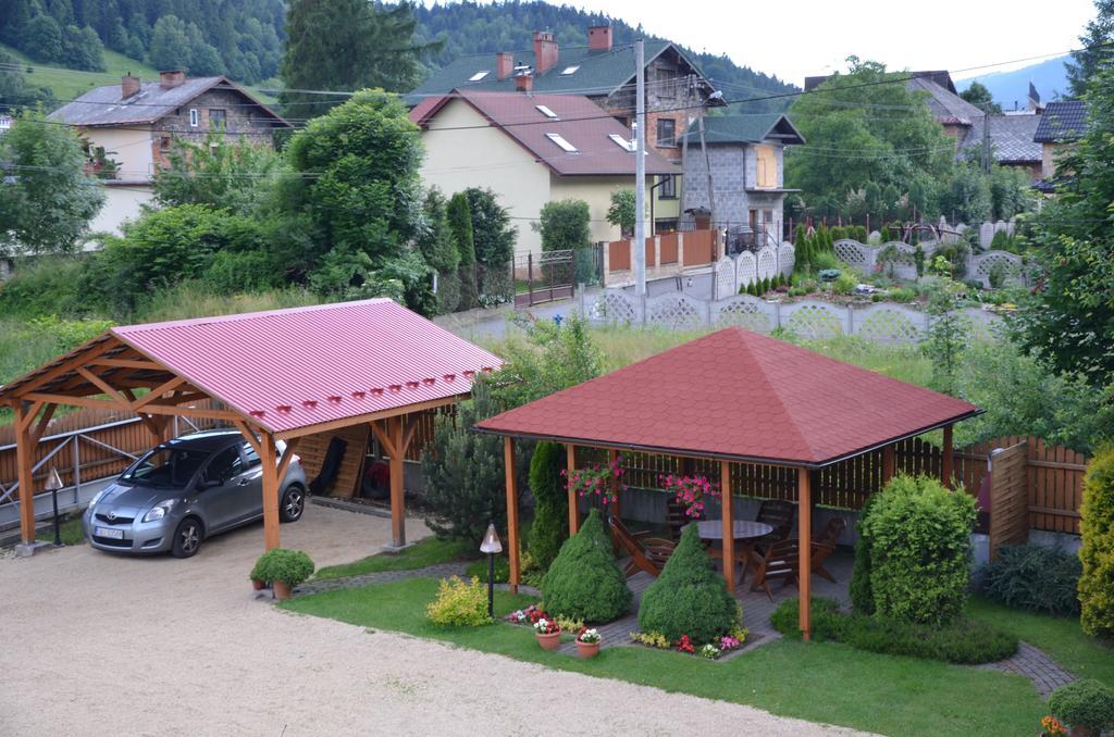 Wieczorek Goscinne Caloroczne Jacuzzi Ogrodowe Privatunterkunft *
